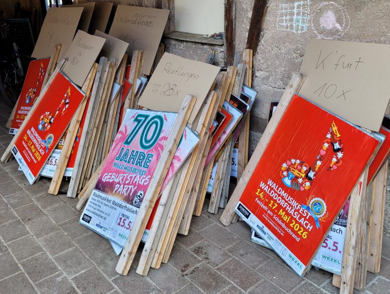 Plakate fürs Waldmusikfest